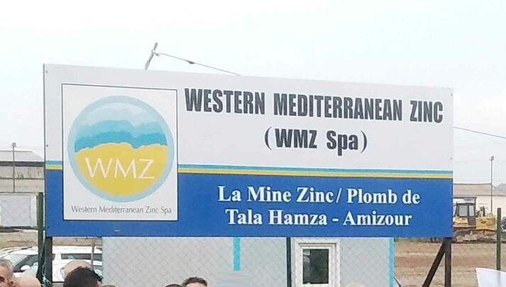 Panneau du site minier Western Mediterranean Zinc (WMZ) — mine de zinc/plomb de Tala Hamza, Amizour